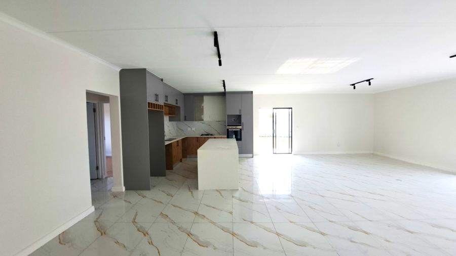 3 Bedroom Property for Sale in Sandown Western Cape